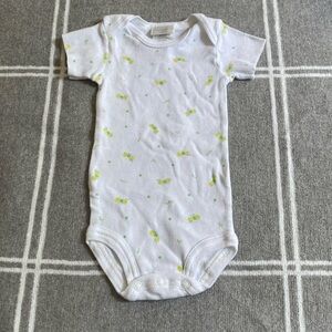 Vintage Carter’s baby onesie 0-3 M